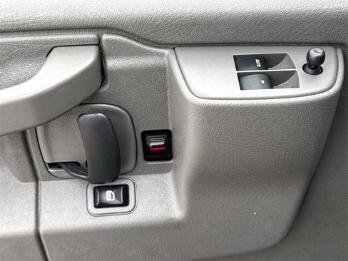 Used 2023 Chevrolet Express 3500 LS image 24