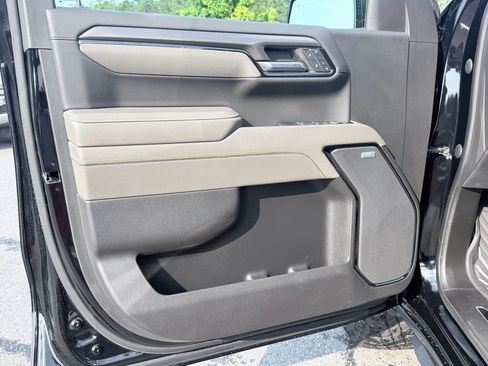Used 2024 Chevrolet Silverado 1500 ZR2 AWD/4WD image 32