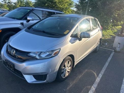 Used 2015 Honda Fit LX image 2