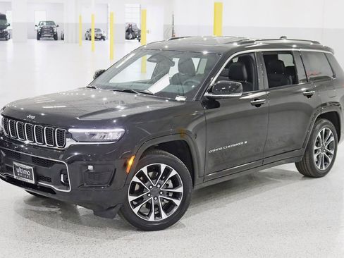Used 2023 Jeep Grand Cherokee L Overland AWD/4WD image 7