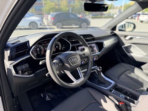 Certified 2024 Audi Q3 2.0T Premium Plus image 12