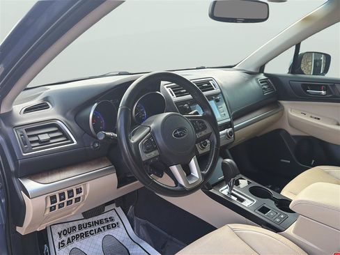 Used 2016 Subaru Outback 2.5i Limited AWD/4WD image 10