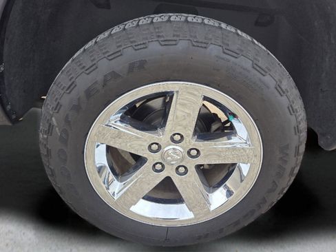 Used 2014 RAM 1500 Express image 63