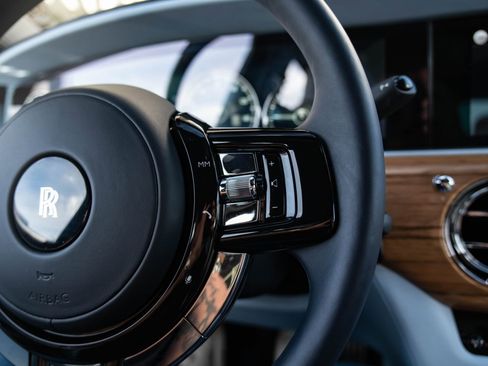 Used 2022 Rolls-Royce Ghost w/ Ghost Package image 24