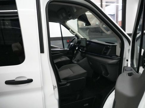 Used 2025 Ford Transit 350 XLT RWD image 30