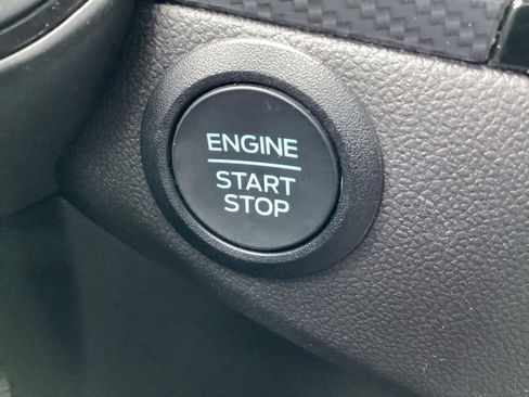 Used 2025 Ford Escape ST-Line image 24