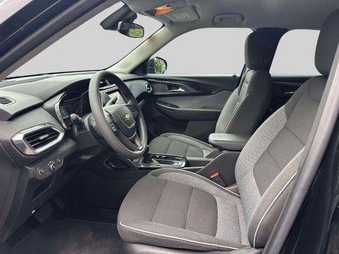 Certified 2023 Chevrolet TrailBlazer LT AWD/4WD image 13