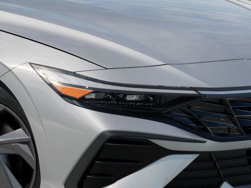 New 2026 Hyundai Elantra Sport FWD image 9