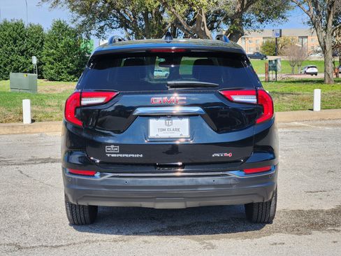 Certified 2024 GMC Terrain AT4 w/ Infotainment Package II image 6