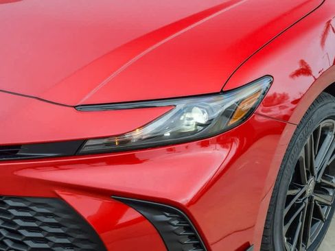 New 2025 Toyota Camry SE FWD image 5
