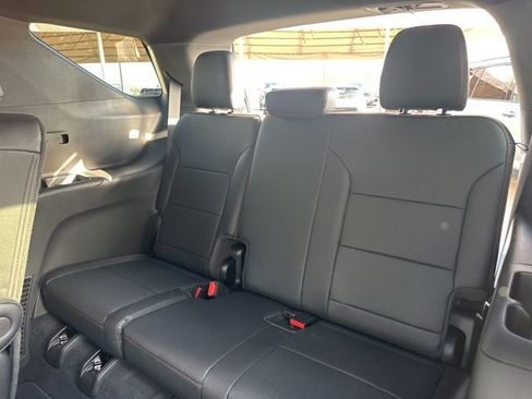 New 2026 Chevrolet Traverse RS image 13