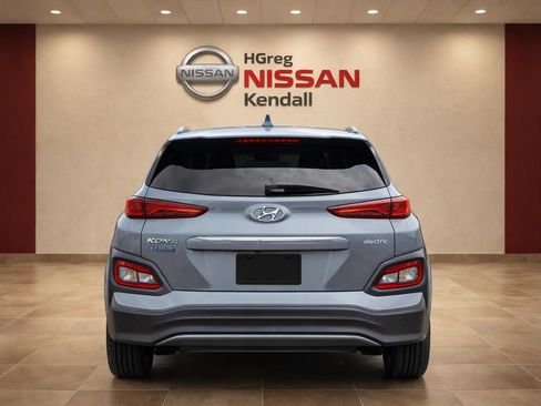 Used 2021 Hyundai Kona Limited FWD image 6