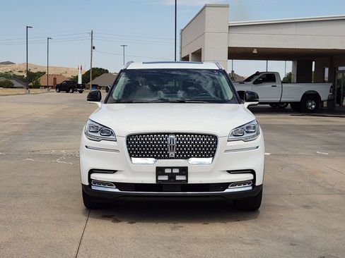 Used 2020 Lincoln Aviator Reserve w/ Equipment Group 202A AWD/4WD image 6