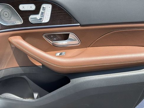 Certified 2025 Mercedes-Benz GLE 350 4MATIC image 13