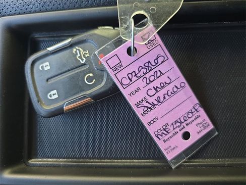 Certified 2021 Chevrolet Silverado 2500 High Country w/ Safety Package II image 37