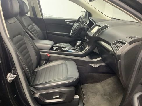 Used 2018 Ford Edge SEL w/ Equipment Group 201A image 24