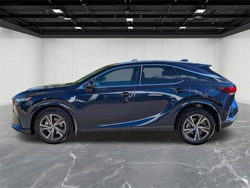 Used 2023 Lexus RX 350 Premium image 2