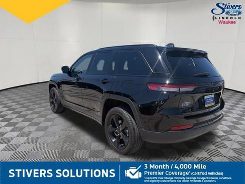 Used 2024 Jeep Grand Cherokee Limited w/ Luxury Tech Group II AWD/4WD image 10
