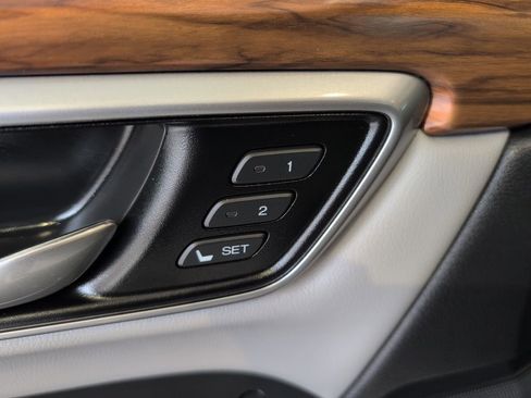 Used 2020 Honda CR-V EX-L image 9