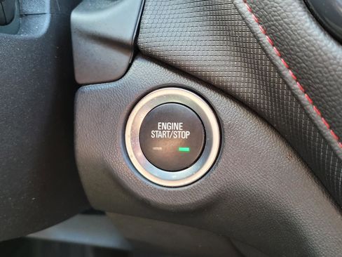 Used 2023 Chevrolet Equinox RS w/ RS Leather Package FWD image 32