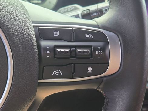 Certified 2025 Kia Sportage SX FWD image 25