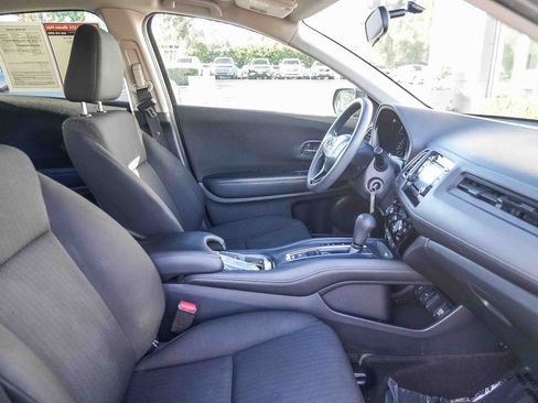 Used 2016 Honda HR-V LX image 16