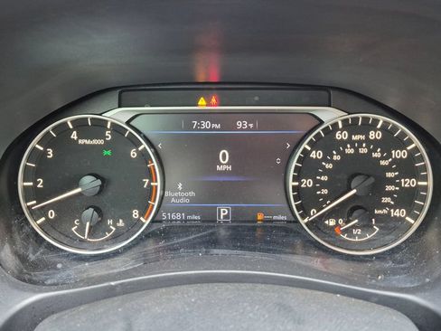 Used 2022 Nissan Altima 2.5 SR FWD image 12