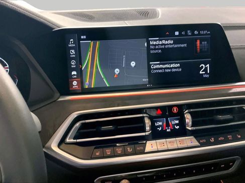 Certified 2022 BMW X5 xDrive40i AWD/4WD image 6