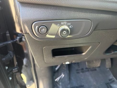 Used 2024 Chevrolet TrailBlazer RS AWD/4WD image 18