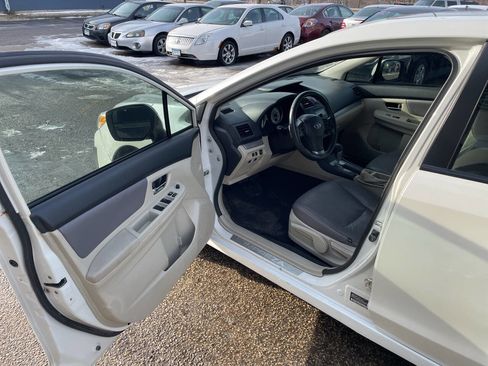 Used 2012 Subaru Impreza 2.0i Premium image 8