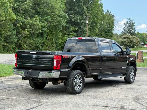 Used 2020 Ford F350 Lariat w/ Lariat Value Package AWD/4WD image 4