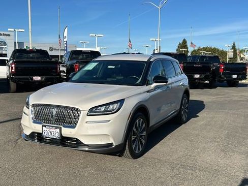 Used 2022 Lincoln Corsair Reserve image 8