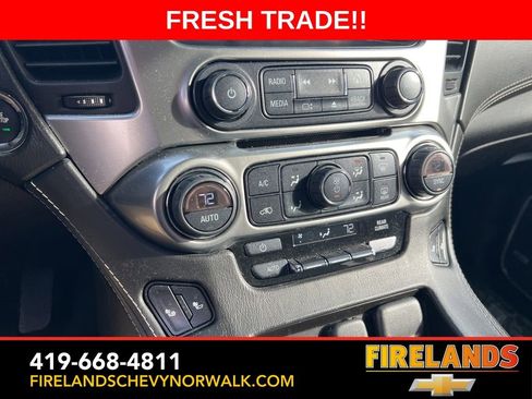 Used 2016 Chevrolet Suburban LT image 26