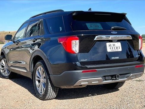 Used 2023 Ford Explorer XLT w/ Equipment Group 202A AWD/4WD image 4