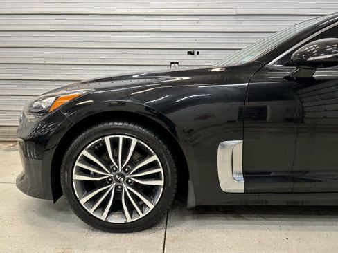 Used 2019 Kia Stinger w/ Sun & Sound Package image 4