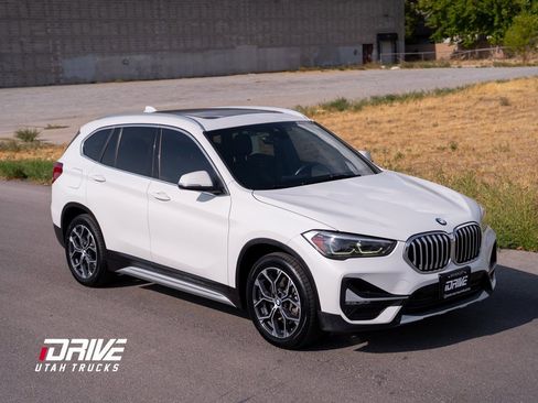 Used 2020 BMW X1 xDrive28i image 2