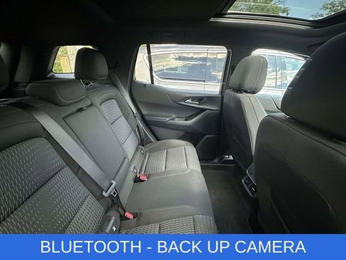 Used 2026 Chevrolet Equinox LT FWD image 3