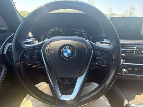 Used 2018 BMW 530e xDrive AWD/4WD image 44