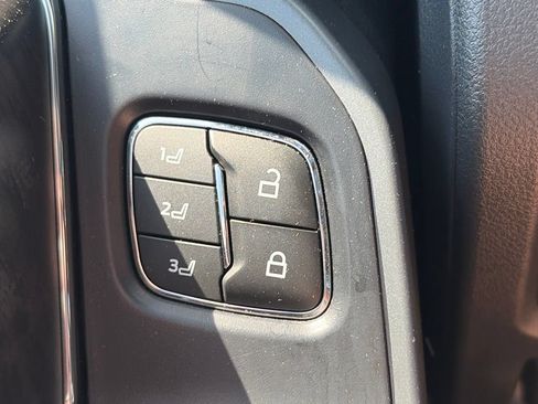 Used 2021 Ford F150 Lariat w/ Tow Technology Package AWD/4WD image 33