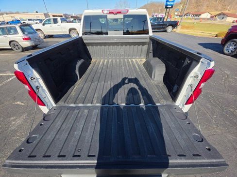 Used 2023 Chevrolet Silverado 1500 High Country w/ High Country Premium Package image 18