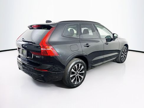 Used 2025 Volvo XC60 B5 Plus w/ Climate Package image 9