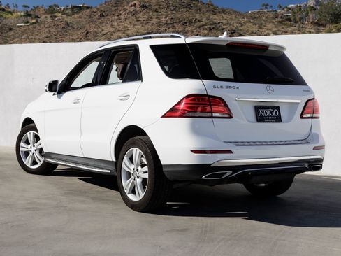 Used 2016 Mercedes-Benz GLE 300d 4MATIC image 3