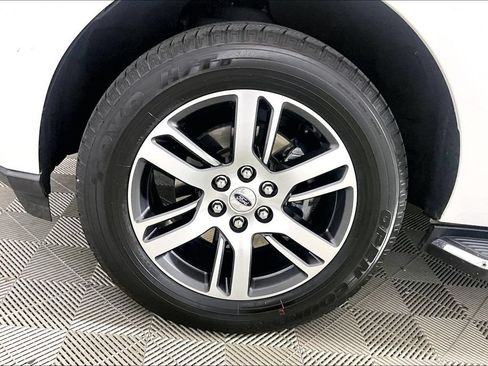 Certified 2023 Ford Expedition Max XLT RWD image 7