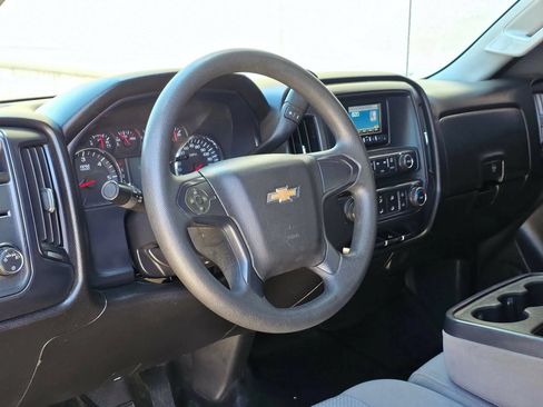 Used 2014 Chevrolet Silverado 1500 W/T RWD image 9