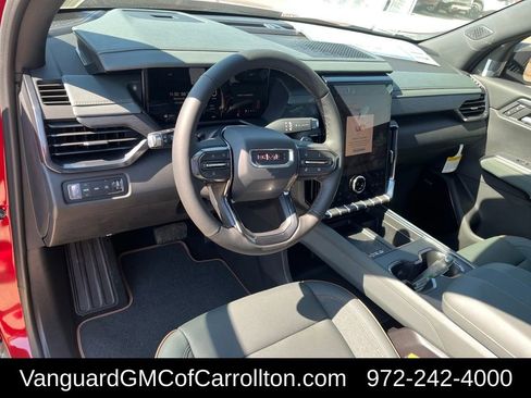 New 2026 GMC Acadia AT4 w/ LPO, Floor Liner Package AWD/4WD image 14