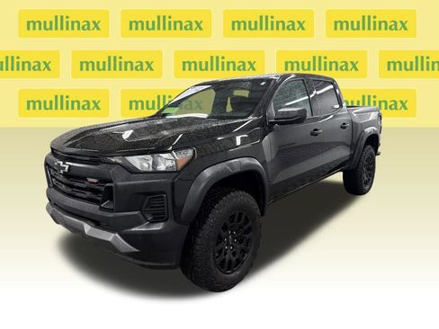 Used 2024 Chevrolet Colorado Trail Boss w/ Advanced Trailering Package image 14