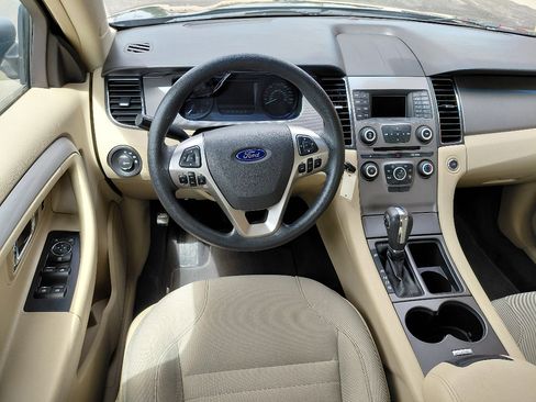 Used 2018 Ford Taurus SE FWD image 14