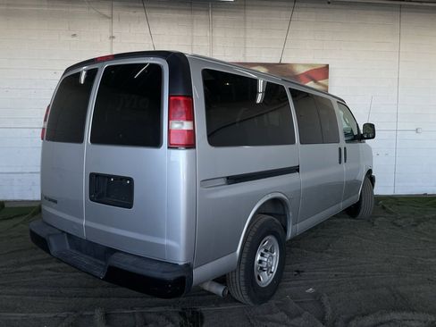 Used 2016 Chevrolet Express 2500 LS image 5