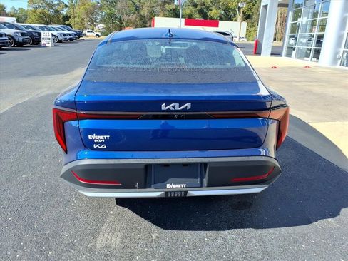 New 2025 Kia K4 EX image 6