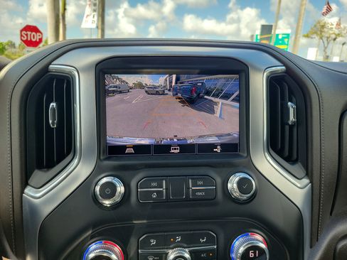 Used 2021 GMC Sierra 1500 SLT w/ SLT Premium Package image 26